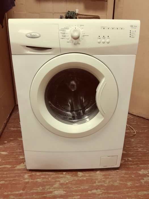 Пральна машина Whirlpool AWG 908