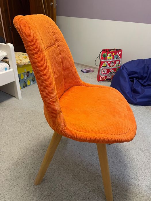 Стільці для  кухні