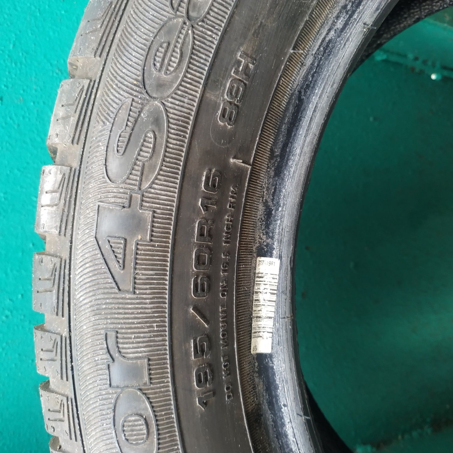 Шина  Goodyear Vector 4 Seasons 195/60 R16