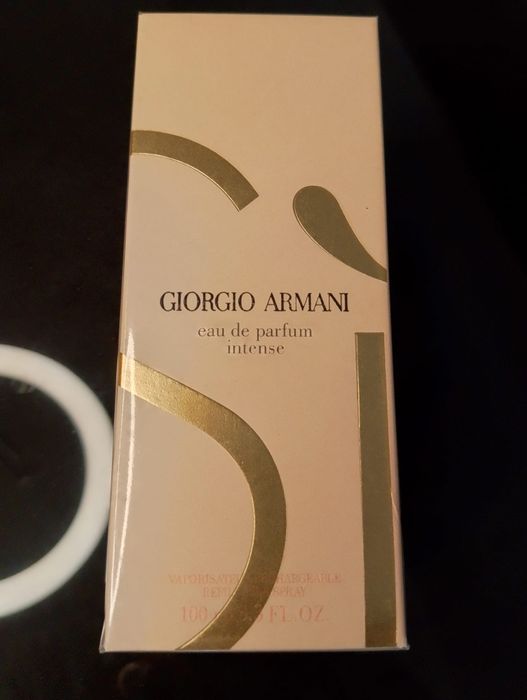 Giorgio Armani Si EDP Intense new model