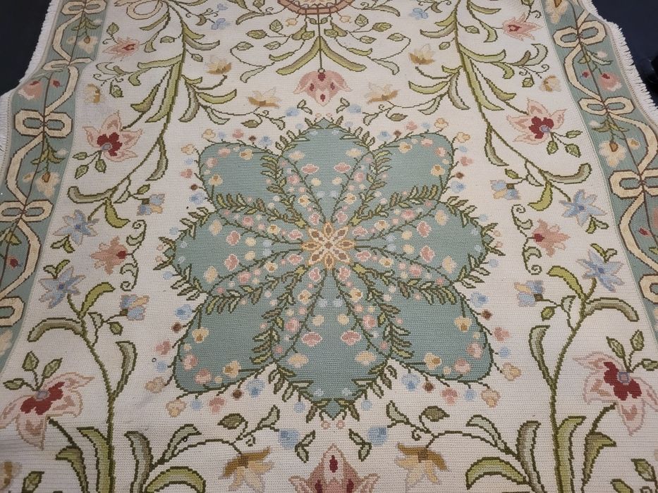 Tapete ponto de  arraiolos