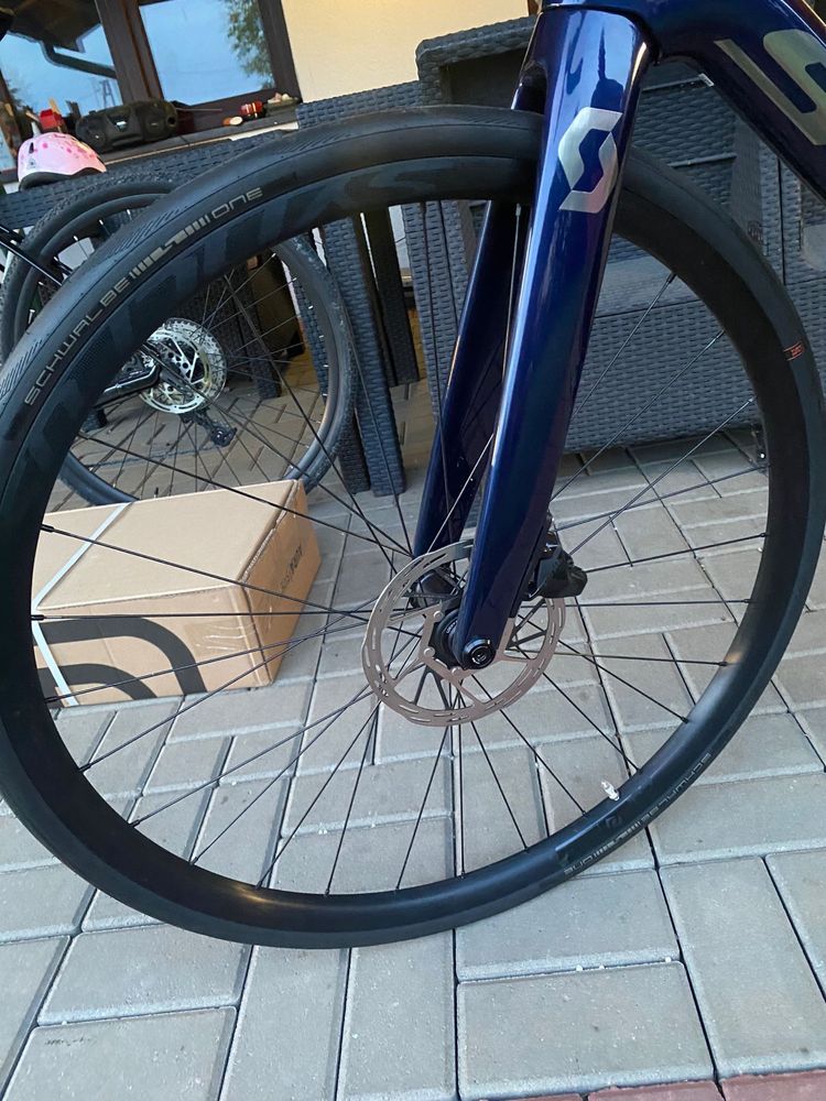 Scott Addict eRide 20 SRAM rival AXS