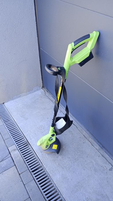 Podkaszarka akumulatorowa *2 baterie*