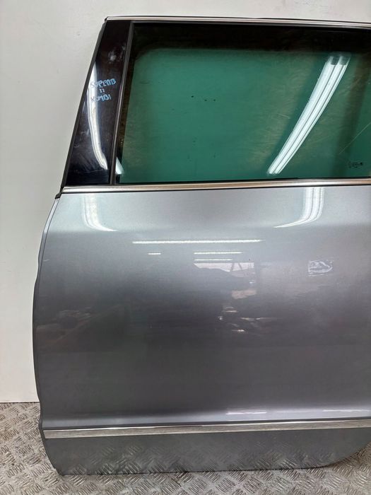drzwi tył tylne lewe skoda superb 2 kombi