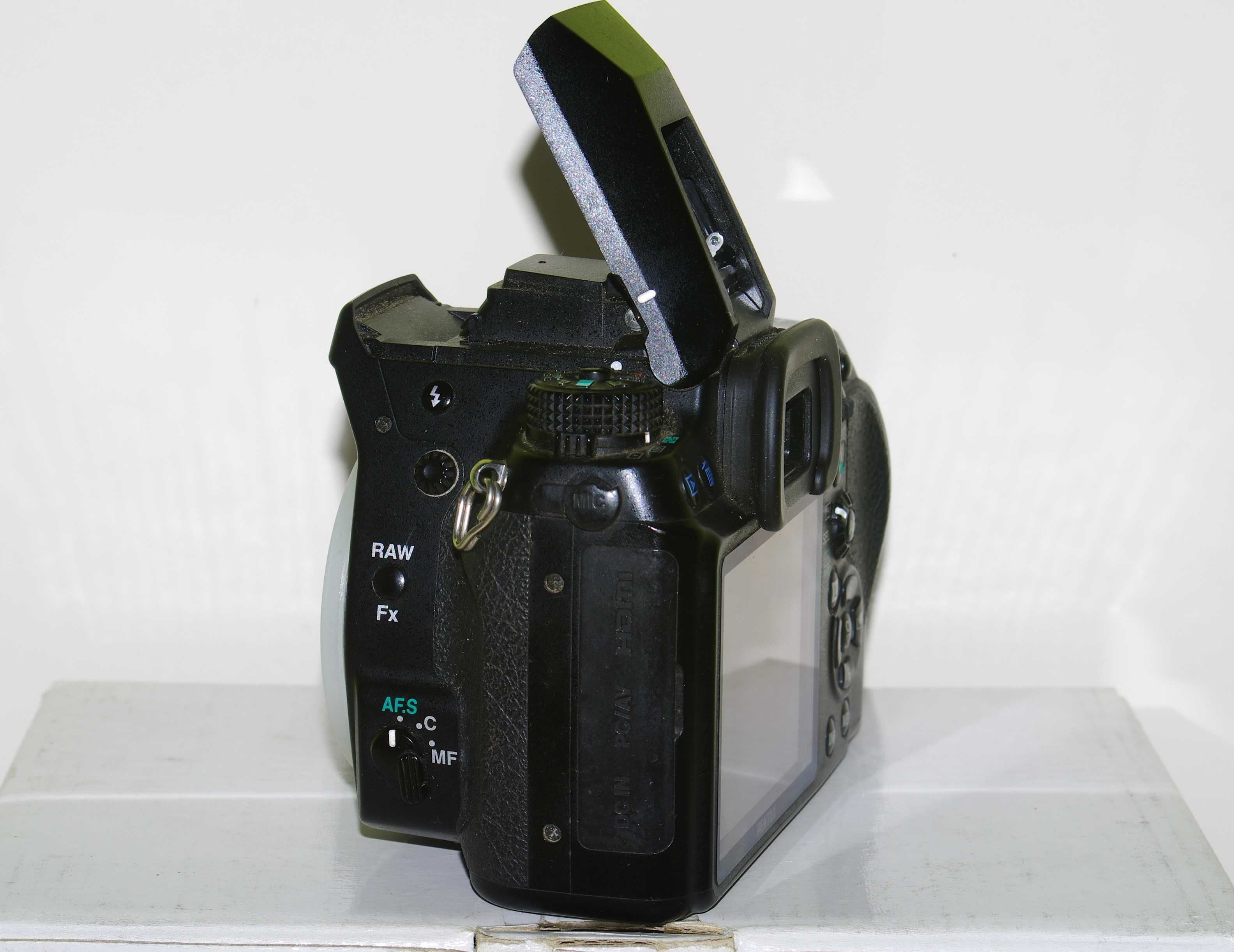 PENTAX K-5 Bardzo dobry stan .Wyprzedaż kolekcji !