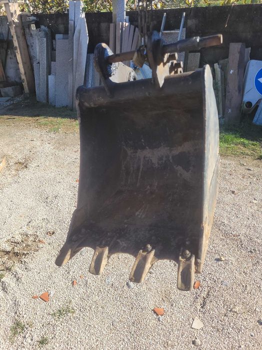 Balde de retro escavadora