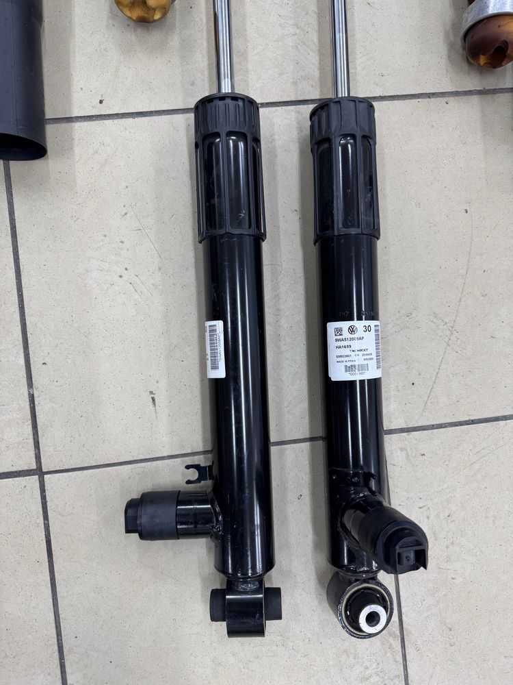 Амортизатори DCC адаптивні 5W0512009AP vw skoda