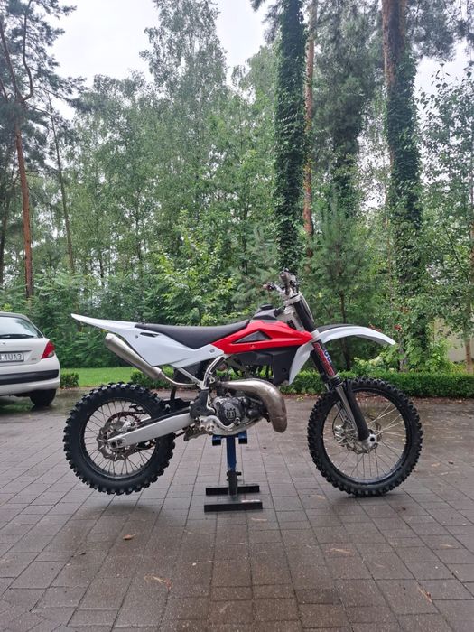 Husqvarna wr/cr 125 2t 2011