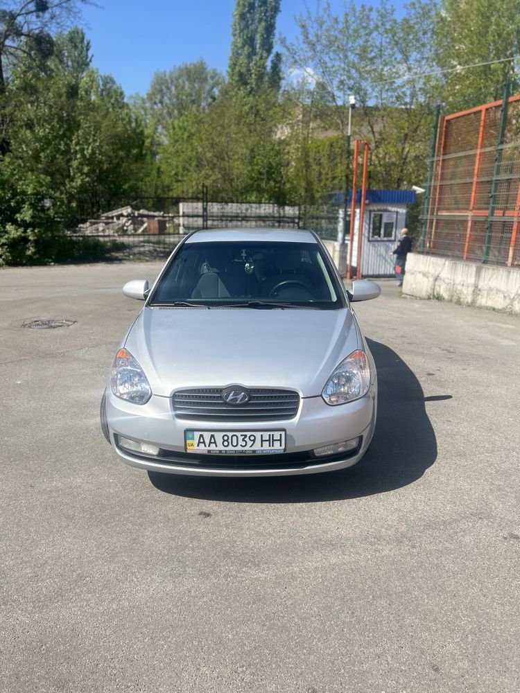 Авто Hyundai Accent 2008 1.6