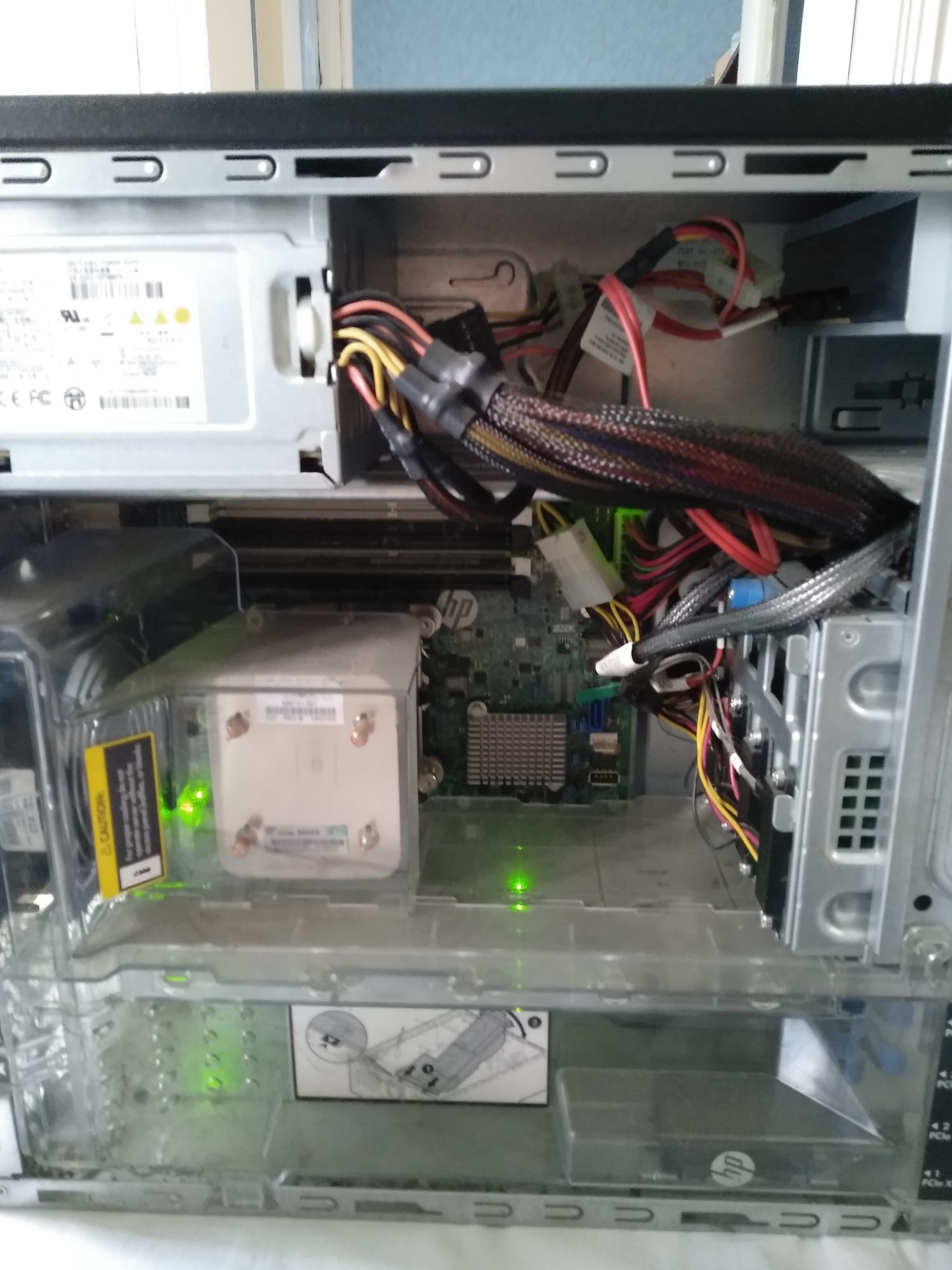 Сервер HP Proliant Ml310e gen8 v2