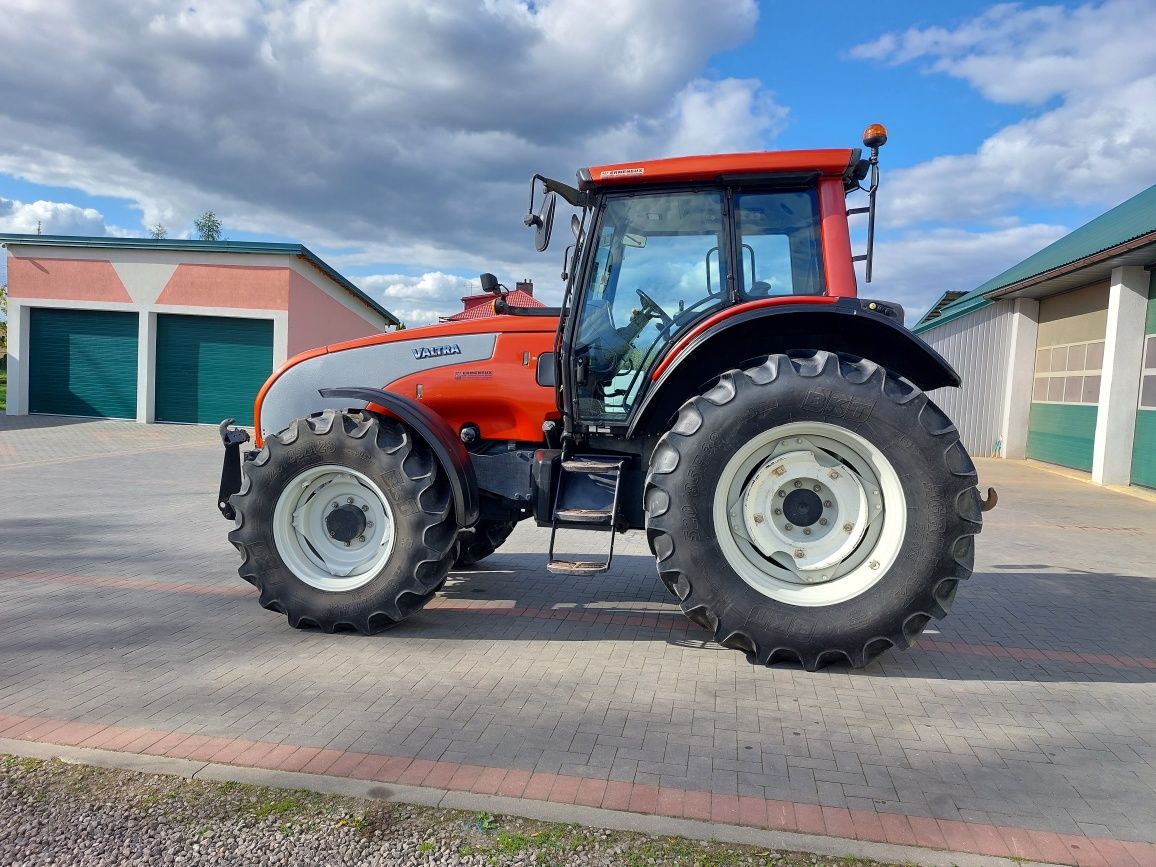 Valtra t 121 tylko 6200 mtg igła john deere fendt case mx