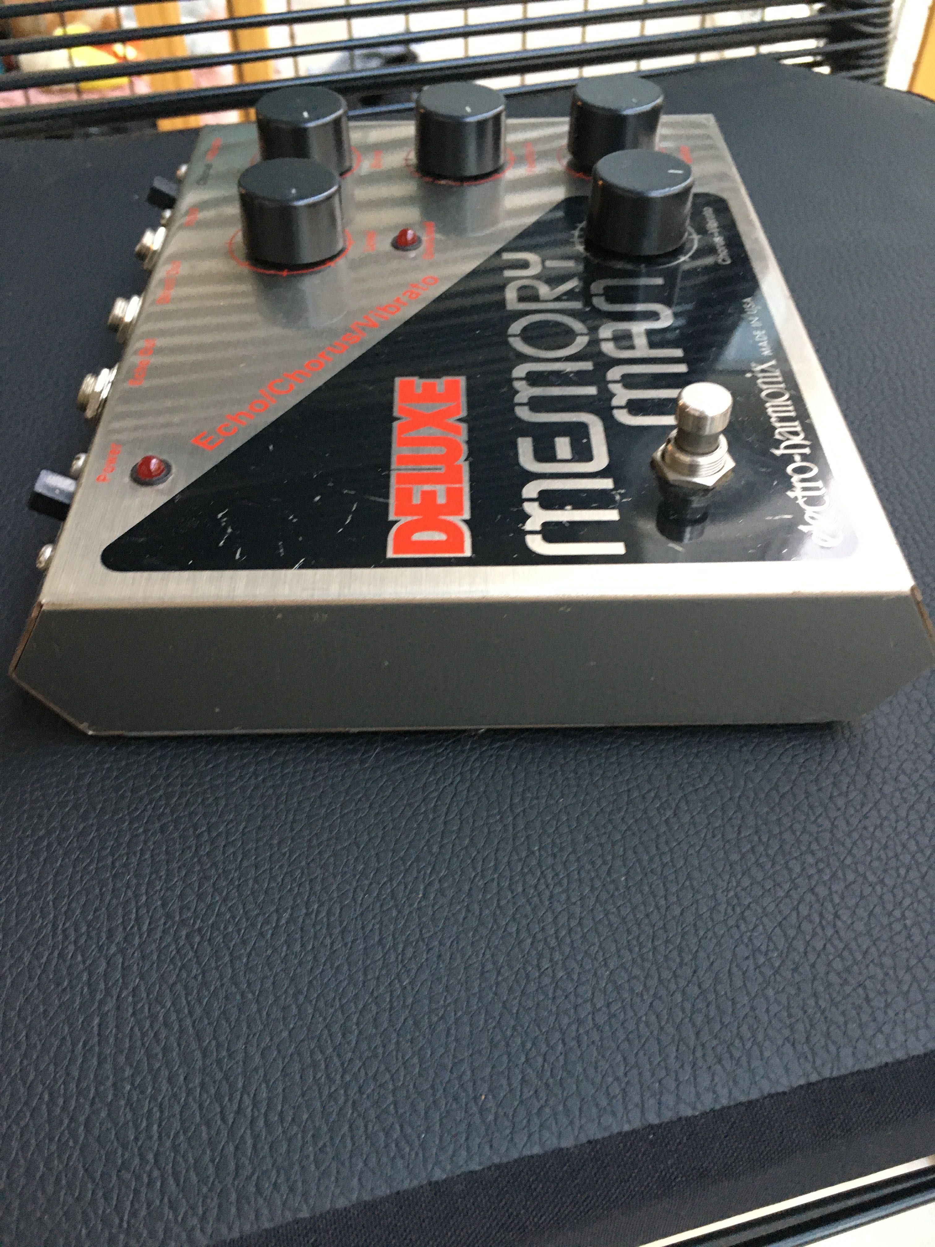 Electro Harmonix - Deluxe Memory Man - Analog Delay/Chorus/Vibrato