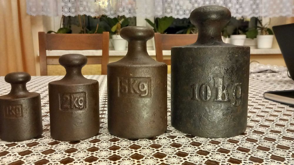 Stare odważniki żeliwne 0,5;1; 2;3;5;10kg odważnik żeliwny