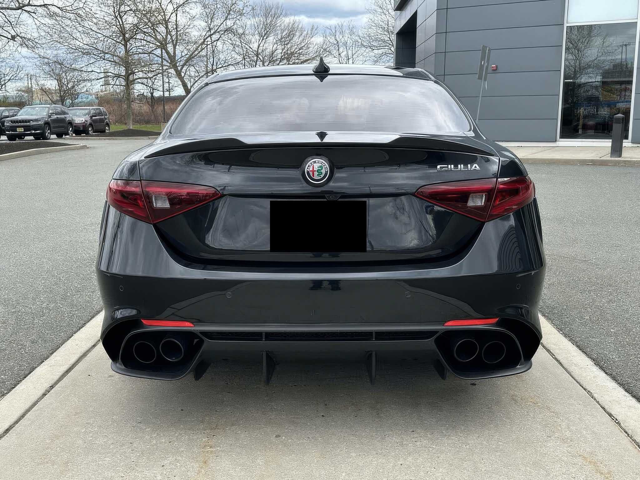 2019 Alfa Romeo Giulia Quadrifoglio
