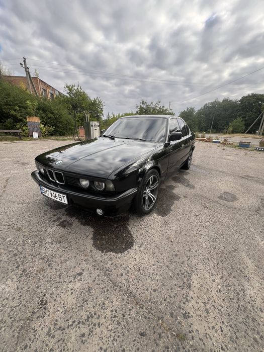 Автомобіль Bmw e34