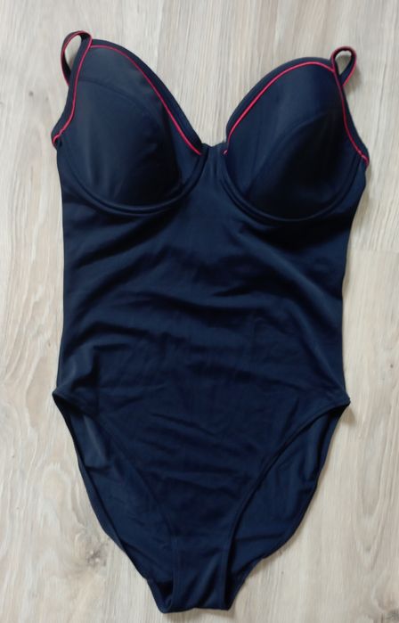 Жіночий купальник 85В