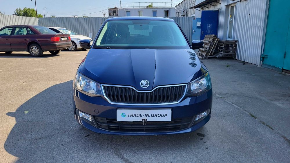 Авто Skoda Fabia 2017