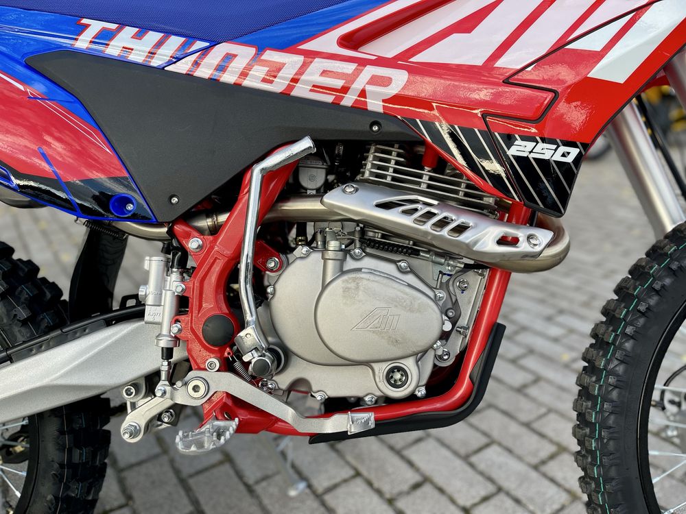 Мотоцикл Apollo THUNDER 250