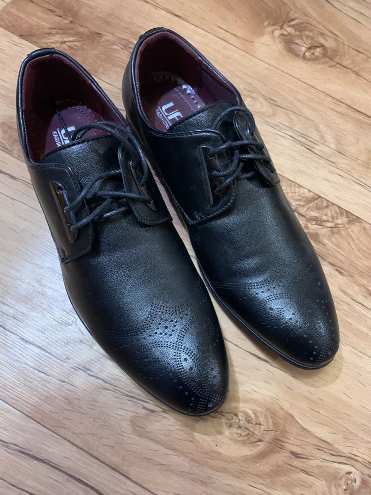 Новые мужские туфли 42-43