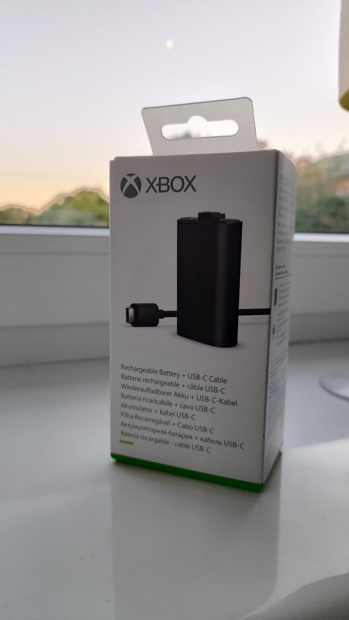 Akumulator Xbox One Series S X oryginalny + kabel USB C jak nowy