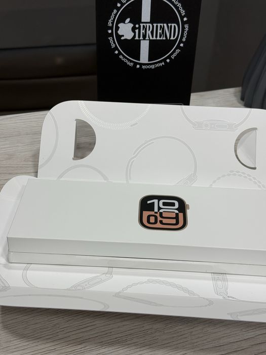 New apple watch 10s 42mm rose gold ( нові запаковані )