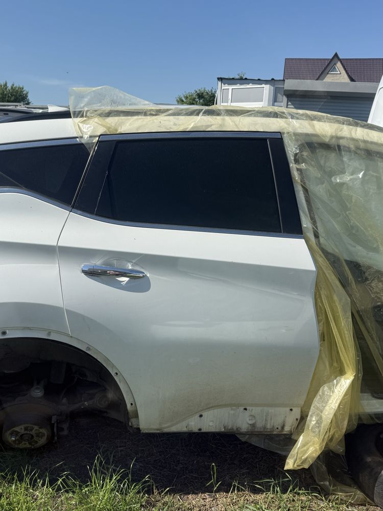 Двери nissan murano z 52 права задня