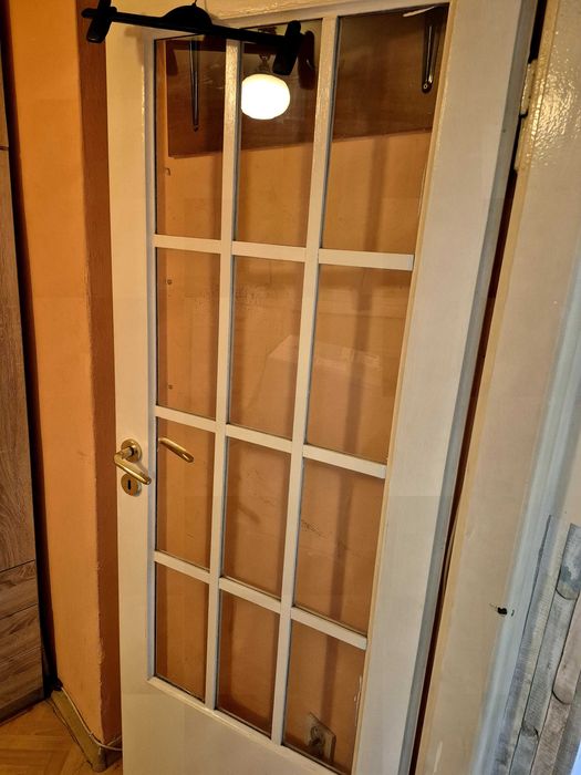 Oddam za darmo meble - komoda, drzwi, szafki wiszące, pawlacz, krzesło