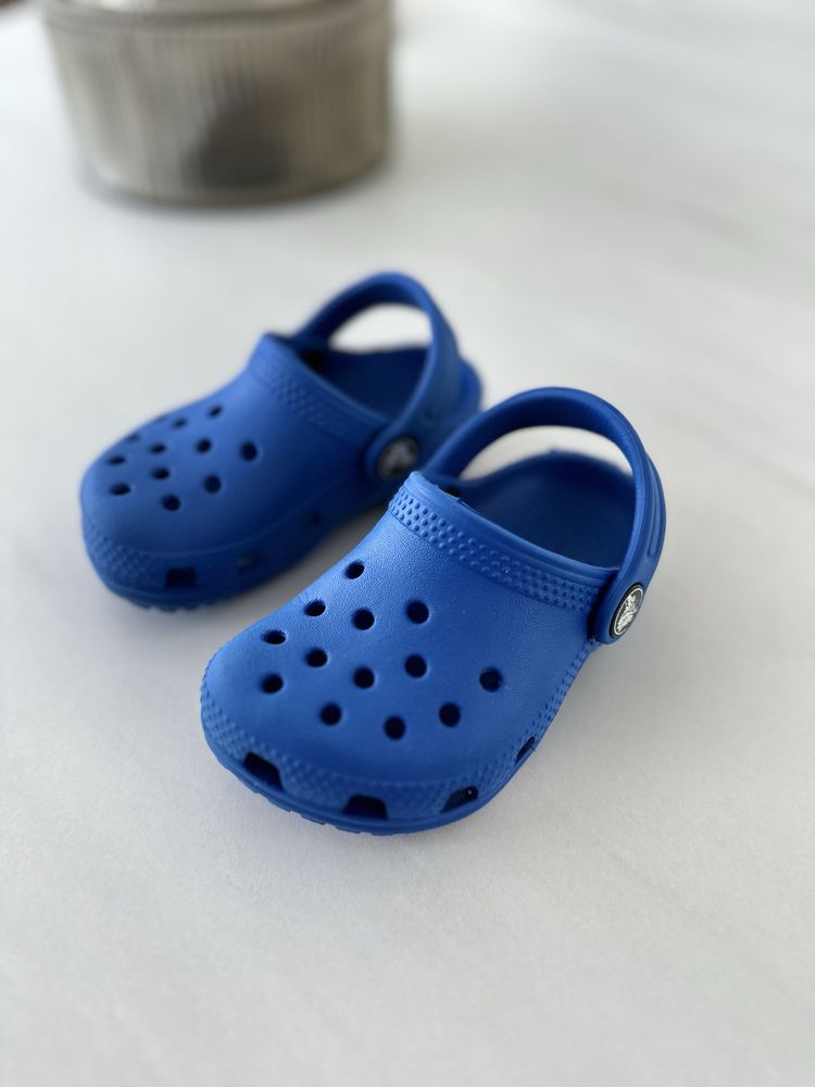 Klapki dzieciece Crocs c6