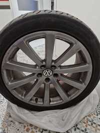 Felgi aluminiowe 19'' 5x112 z oponami letnimi 255/40/19 VW Tiguan