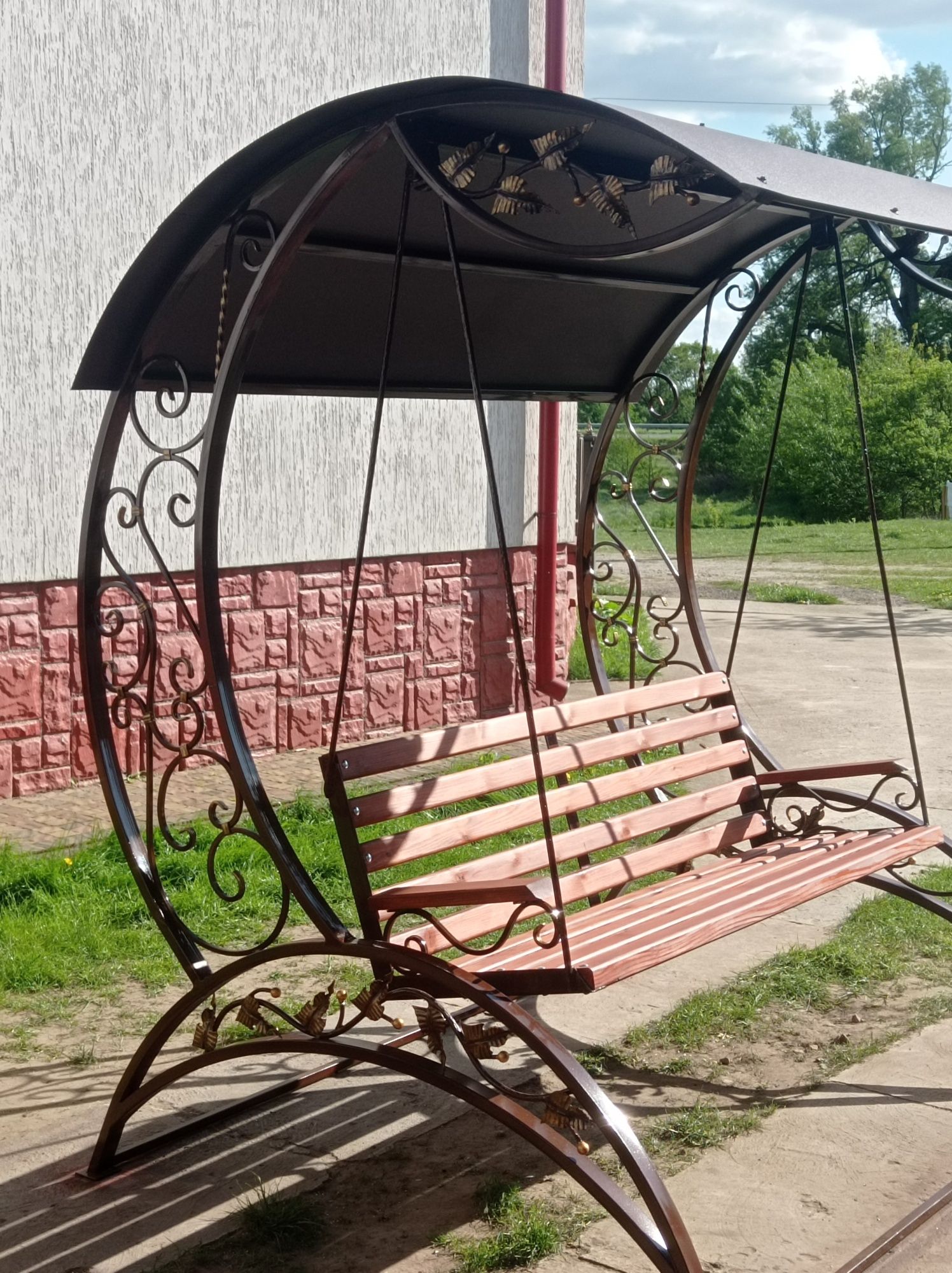 Продається садова качеля