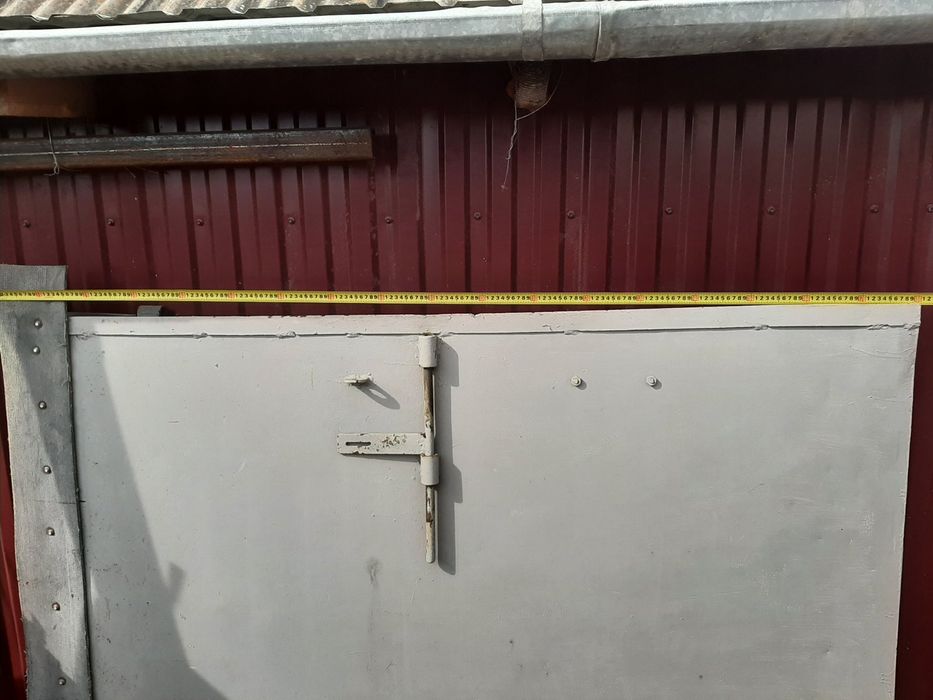 Продам ворота гаражні
