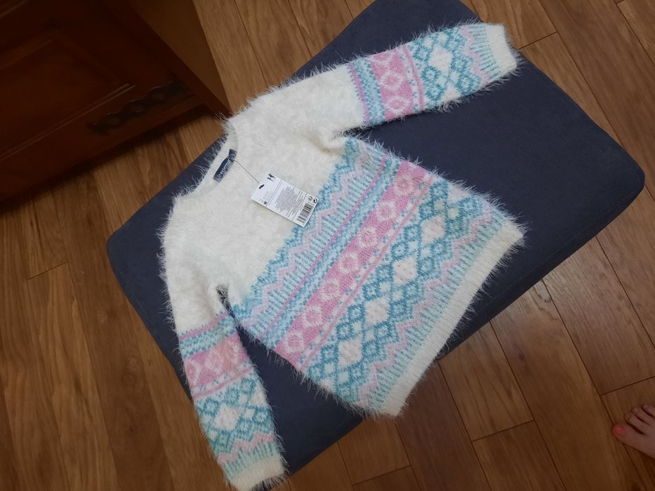 Nowy, puszysty sweterek In Extenso rozmiar 92