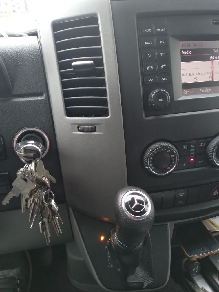 Mercedes Sprinter 319 L2 H2 automat, navi
