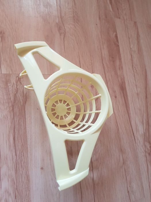 Nowy ociekacz do mopa z uchwytem marki Pepco