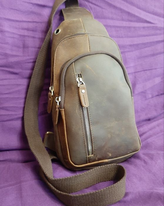 Чоловіча шкіряна сумка.