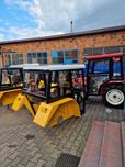 Kabina C-360 C-330 kabina ciągnikowa C360 C330 MF255 MF235