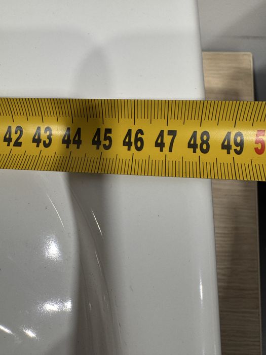 Umywalka koło 50x42 biała