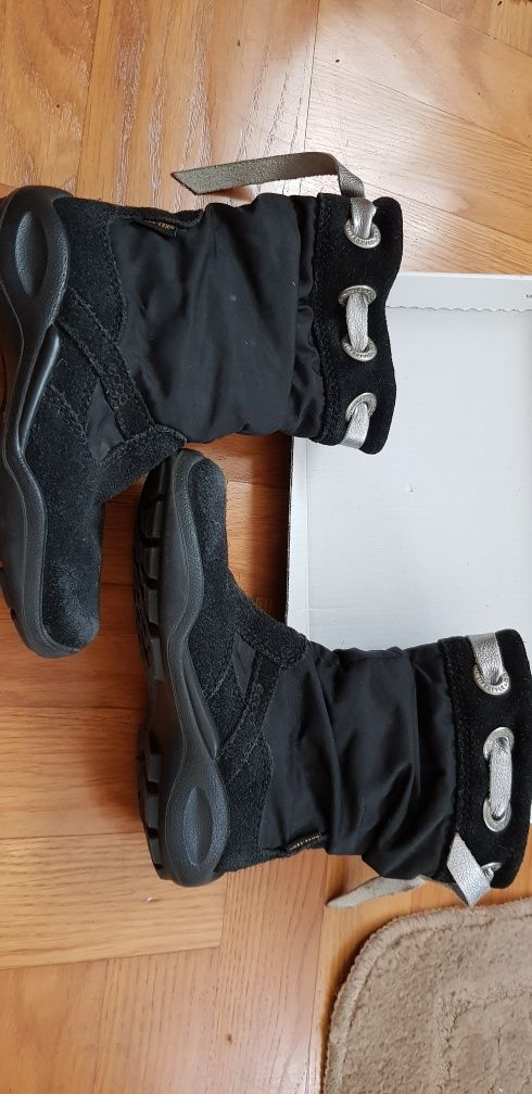 Kozaczki zamszowe firmy ecco rozmiar 29 goretex