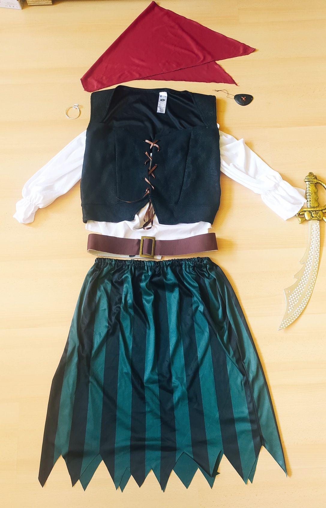 Strój  Piratka damski L- XL