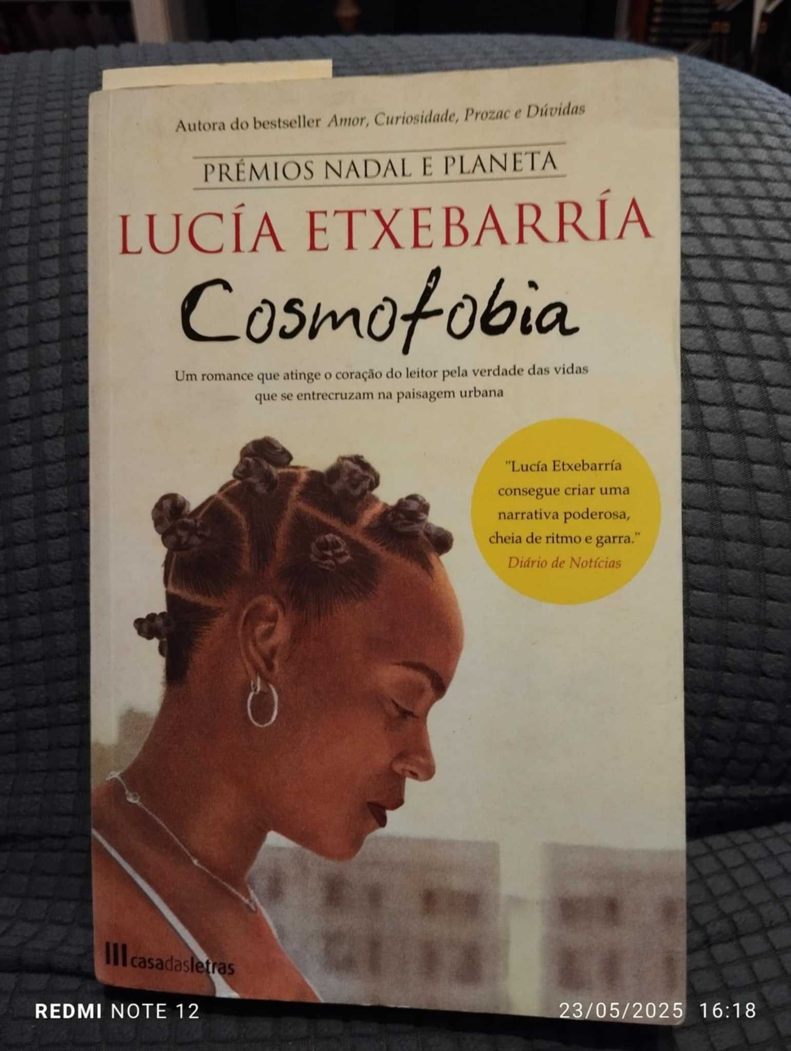Cosmofobia- Lucía Etxebarría