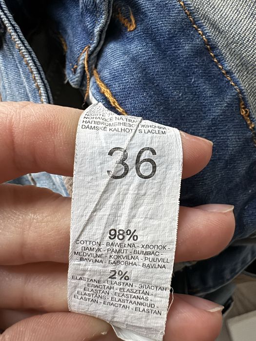 Jeansowe ogrodniczki Reserved 36