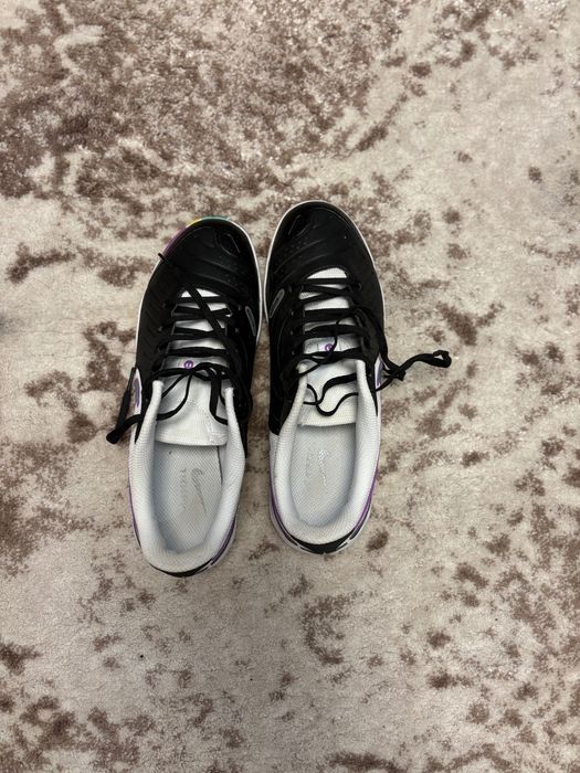 Футзалки Nike tempo