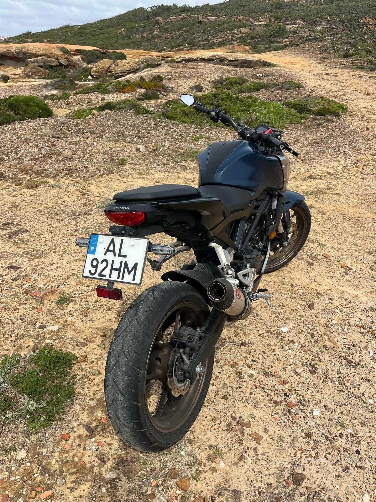 Honda CB125R 2021
