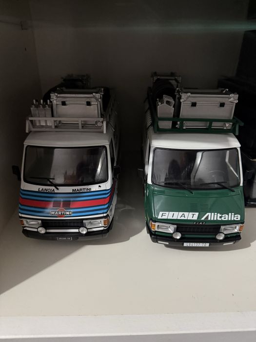 Vendo carrinhas de assistencia escala 1/18