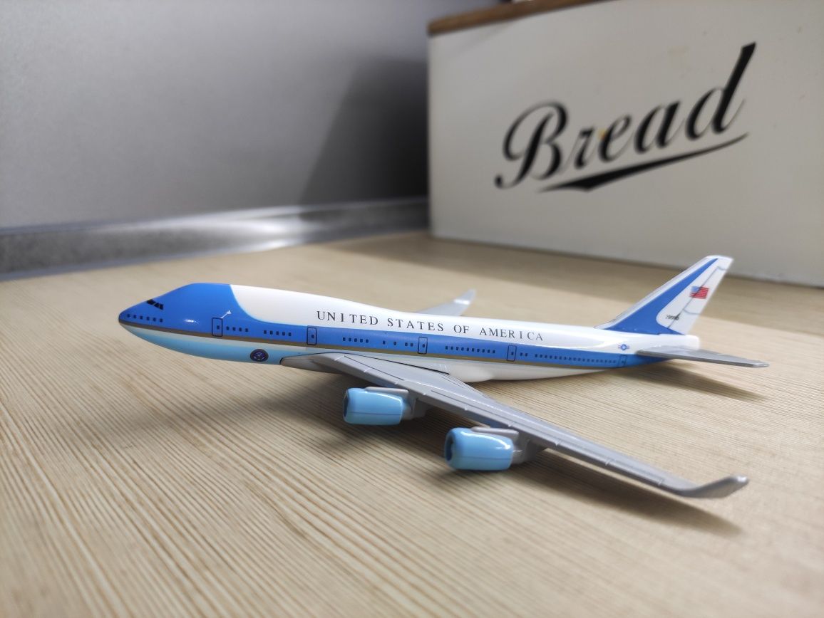 Model Boeing 747