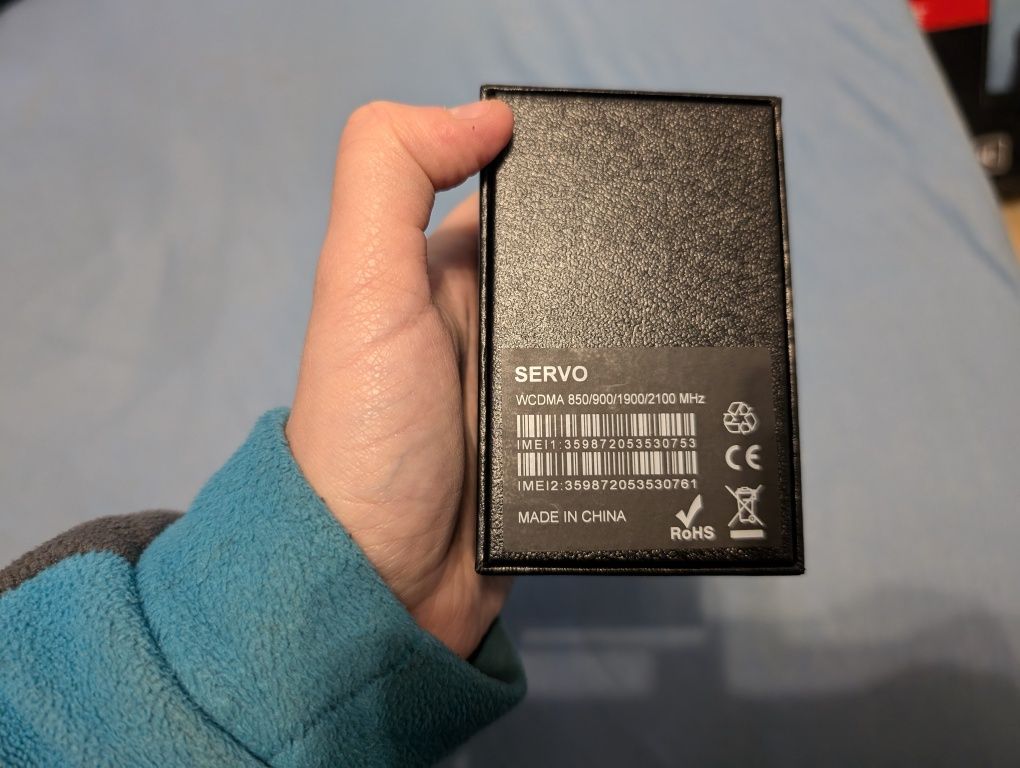 Najmniejszy smartfon na świecie 3" w kształcie iphone 13 pro SERVO