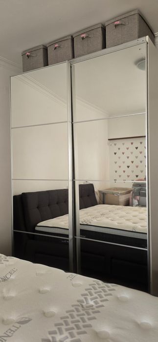 Roupeiro portas deslizantes de espelho