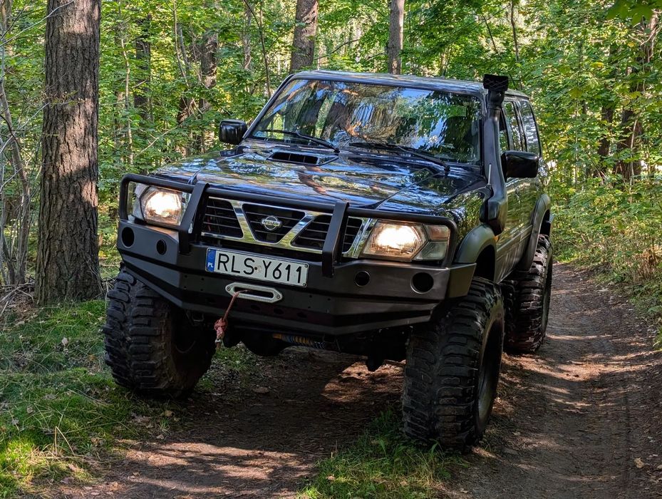 Nissan Patrol Y61 LONG Bardzo zdrowy LIFT 6 cali Koła 37 cali Off Road