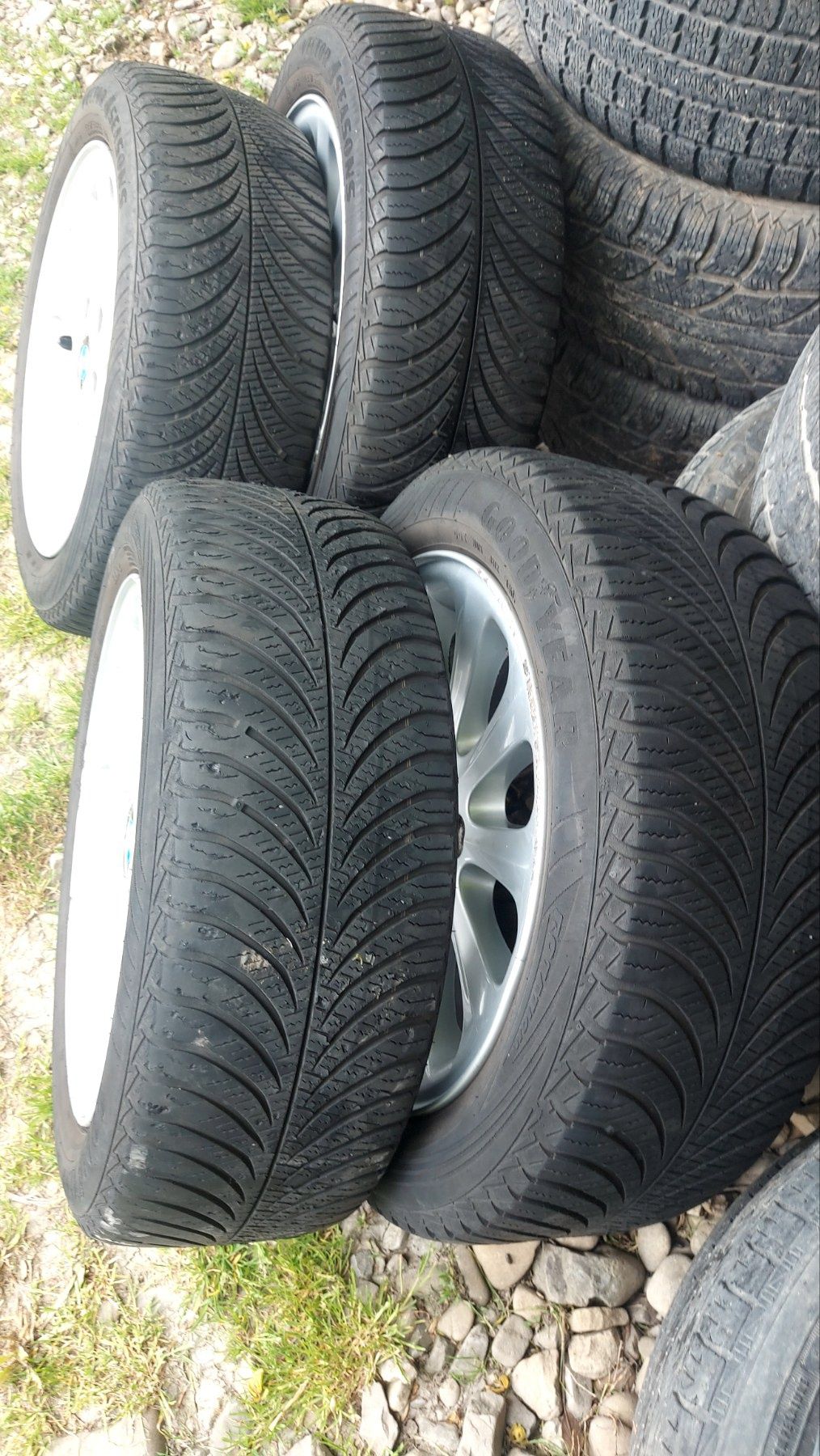 Колеса диски шини резина 195/55 R16 BMW 5×120 1,3,5 model