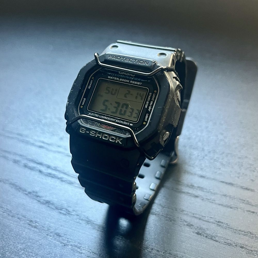 CASIO G-Shock DW-5600UE